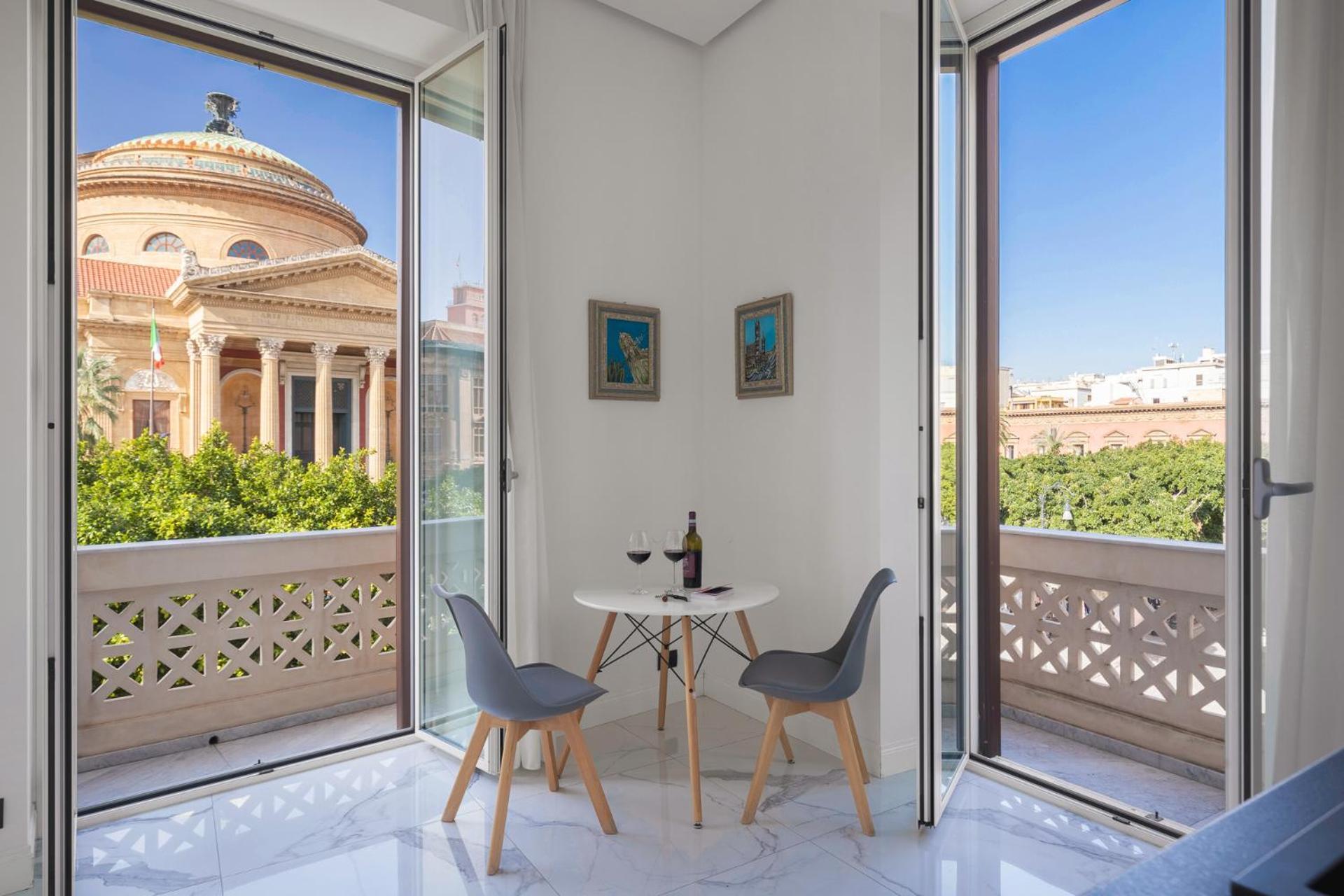 Palazzo Sovrana Serviced Luxury Apartments Palermo Exterior foto